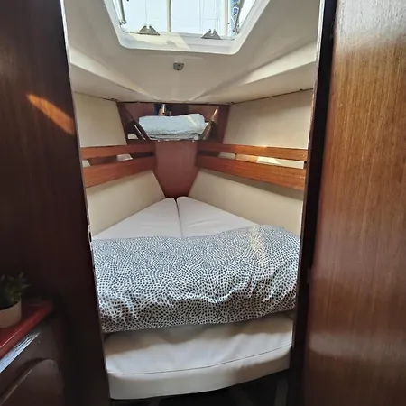 Hotel na wodzie Abombordo Lizbona